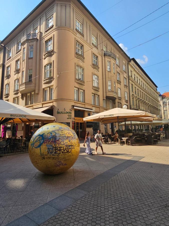 Golden Sun Apartment Zagreb Exterior foto